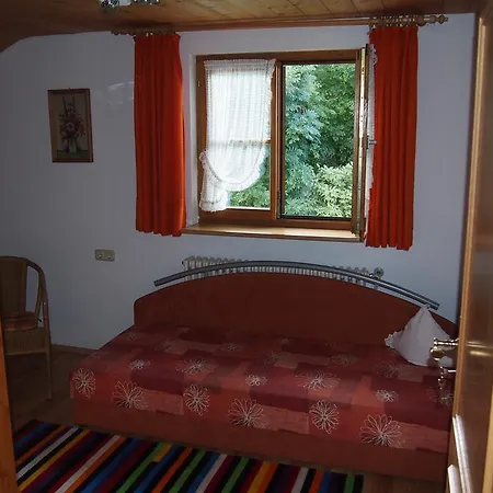 Rum i privatbostad Haus Helga